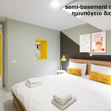 Kavalloti Place * Atene